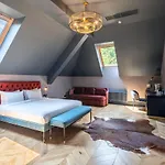 ホテル ライオンズ キャッスル 4*