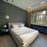 Hotel Lion's Castle 4*