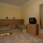Lion's Castle Hotel 4*