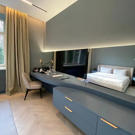 Hotel Lion's Castle Lviv