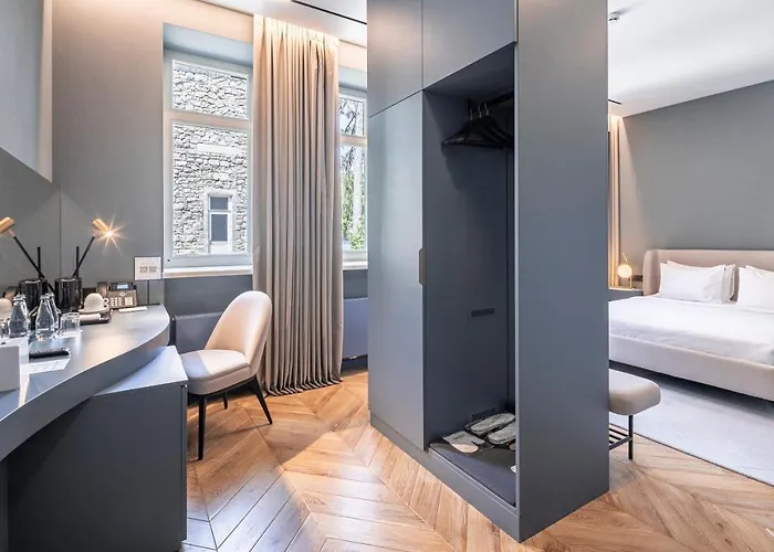 Lion's Castle 4* Leópolis