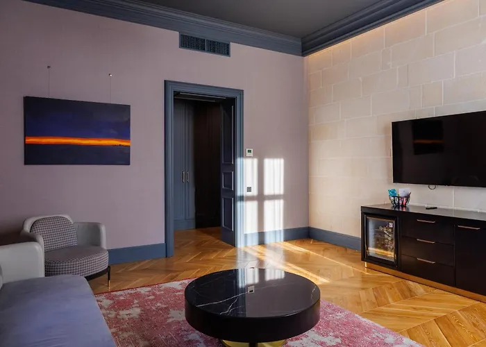 ライオンズ キャッスル ホテル