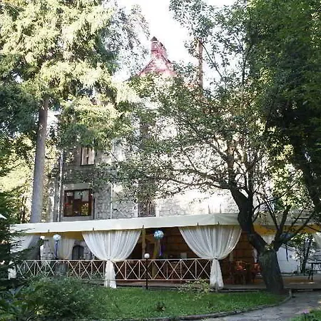 Lion's Castle 4* לבוב