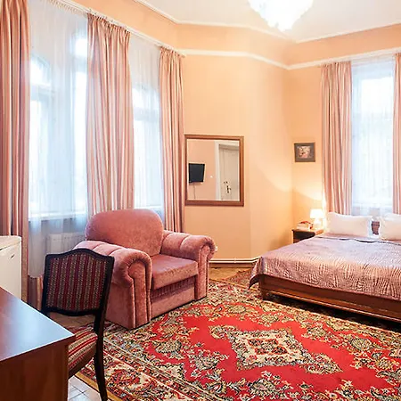 Lion's Castle לבוב